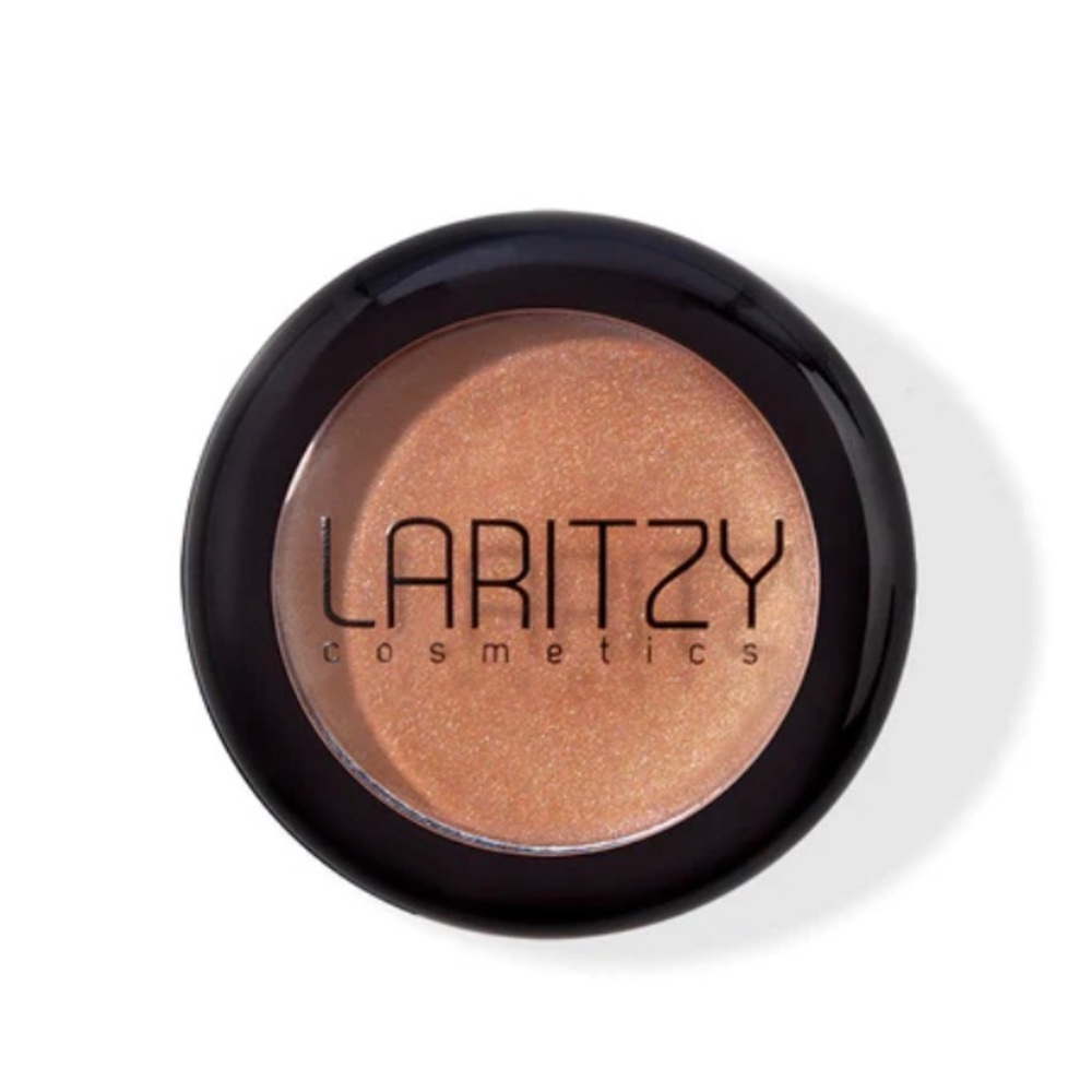 Laritzy cosmetics virtue cream highlighter